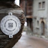 Une médaille dans les rues d'Evolène